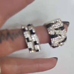 Elegant Silver and Black Women's Ring Set